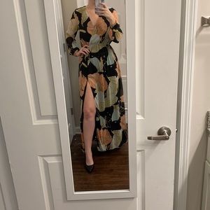 Lulus long sleeve maxi dress with slit